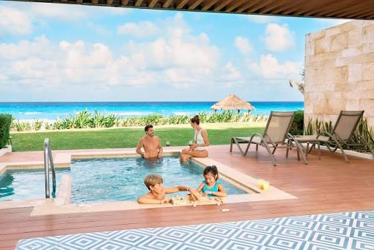 Hotels & Resorts