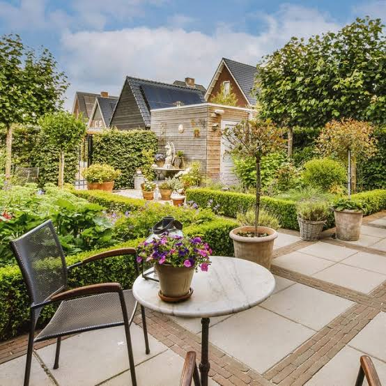 Home & Garden